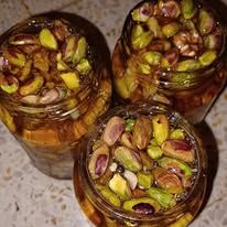 مكسرات بالعسل الطبيعي