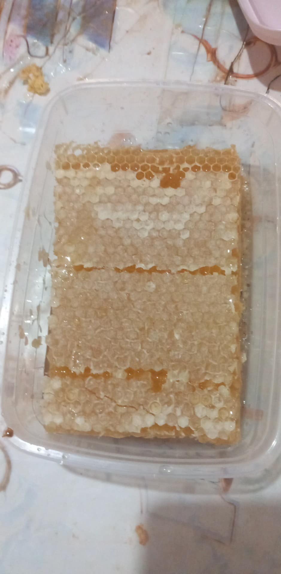 عسل بالشهدة
