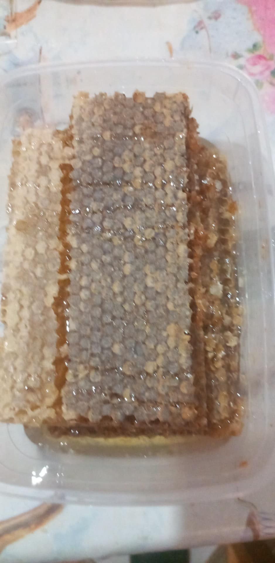 عسل بالشهدة